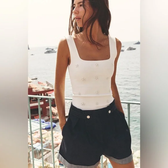 Mood - Picture 3 of 6